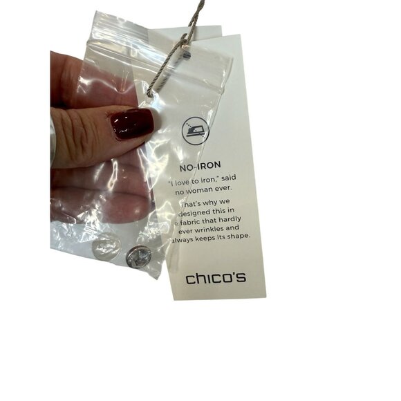 Chico's No-Iron White Black Contrast Trim Hi-Low Tunic Top - Size 3 XL - Picture 12 of 12